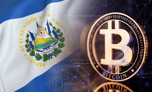 El Salvador prevé que 2.5 millones de ciudadanos bajen app para bitcoin
