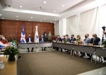 Gobierno anuncia nuevos salarios mínimos para trabajadores del sector privado no sectorizado