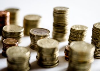 Compañía italiana Enel coloca bono vinculado a la sostenibilidad de 3.371 millones de euros