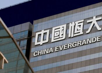 El gigante chino del ladrillo Evergrande se asoma al precipicio y desata el miedo