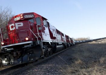 Fusión de KCS y Canadian Pacific creará primer ferrocarril que cruce México, EU y Canadá