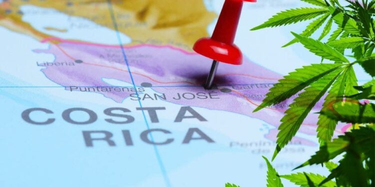 Costa Rica legaliza la marihuana para uso medicinal