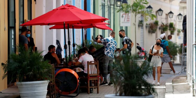 El gobierno de Cuba autoriza la empresa privada