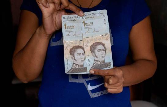 Gobierno venezolano despliega operativo policial por reconversión monetaria
