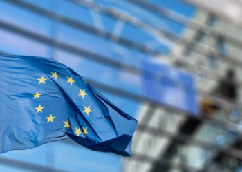 Bruselas eleva una décima su previsión de crecimiento para España hasta el 5,6 % este año