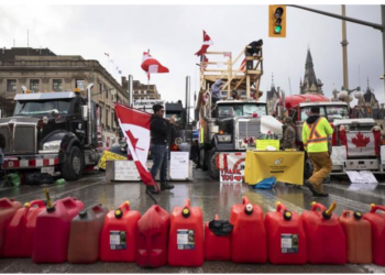 EEUU pide a Canadá poner fin a bloqueo en puente fronterizo