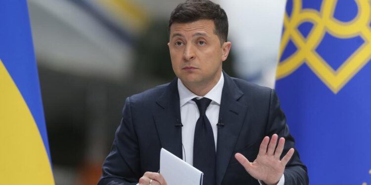 Zelenski acusa a Rusia de violar la integridad territorial de Ucrania