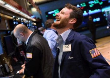 Wall Street abre mixto y el Dow baja 0,10 % tras su mejor semana desde 2020