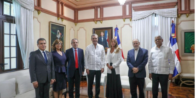 Chile y RD socializan un posible tratado de libre comercio entre ambos países