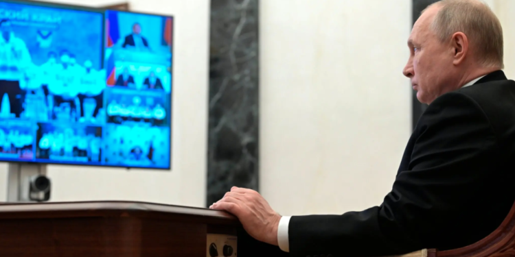 ‘Nunca subestimaría a Putin’: asesores de Biden advierten sobre los peligros de las sanciones
