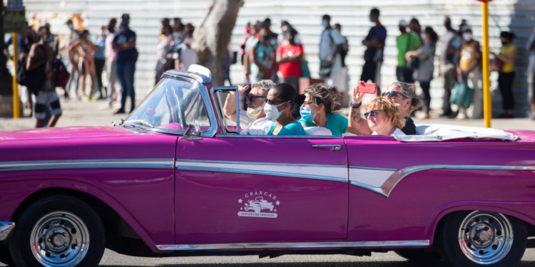 Cuba empieza a sentir en el turismo las sanciones internacionales a Rusia