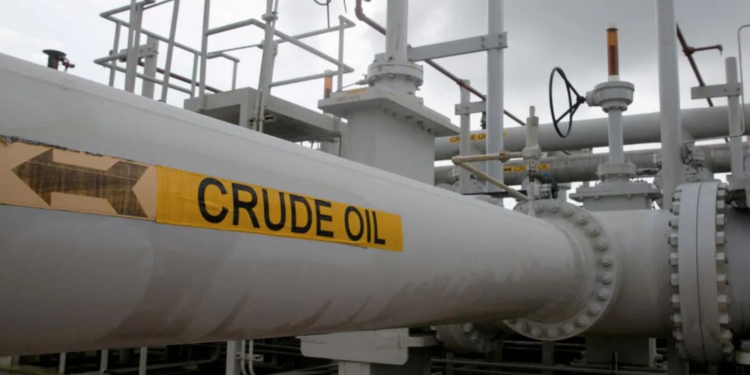 Petróleo se desploma casi 9 dólares por comentarios de Rusia sobre acuerdo nuclear con Irán