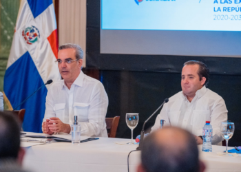 Presidente Abinader anuncia que el país superó la barrera de los US$12 mil millones en exportación