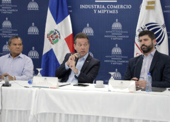 Consejo Zonas Francas aprueba 10 nuevas empresas generarán 1,374 empleos