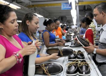 Actividad Manufacturera desciende ligeramente en febrero a 62.8