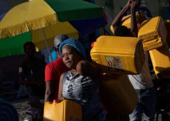Nueva crisis de combustible amenaza a Haití
