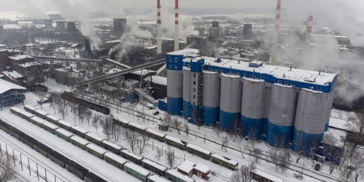 Rusia elude las sanciones para inundar de energía a un mundo dispuesto