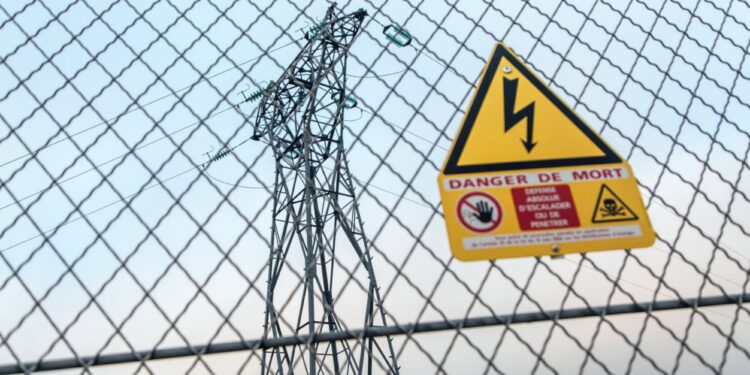 La energía europea cotiza al nivel más alto este año por preocupaciones sobre el combustible