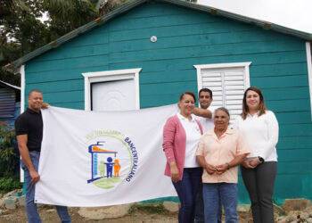 VB entregó nueve viviendas reparadas en Constanza