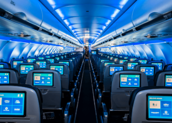 JetBlue hace oferta por la aerolínea Spirit para frustrar su venta a Frontier