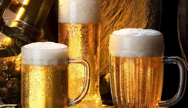 AB InBev, ‘rezagada’ en su objetivo de producción de cerveza sin alcohol