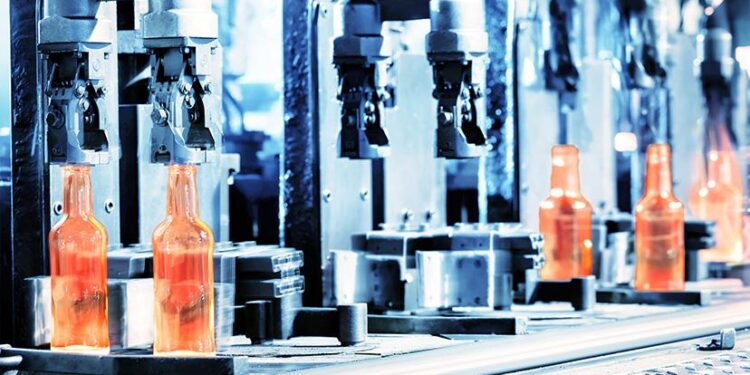 Elaboración de bebidas, subsector que más aportó a recaudaciones del sector manufactura
