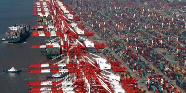 Puertos atascados aumentarían problemas de suministro mundial