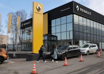 Renault vende su participación en la rusa Avtovaz, con opción de recompra