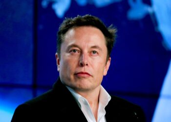Presentan demanda millonaria contra Elon Musk por promocionar una criptomoneda