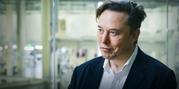 Musk dice que Twitter viola acuerdo al no entrgar datos de bots