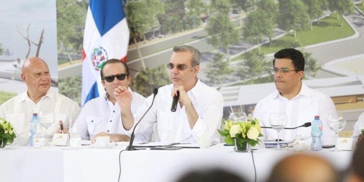 Gobierno invertirá más de 400 millones en proyecto malecón de Samaná