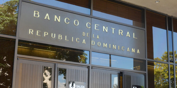 Banco Central incrementa tasa de interés de política monetaria de 5.50 a 6.50 % anual