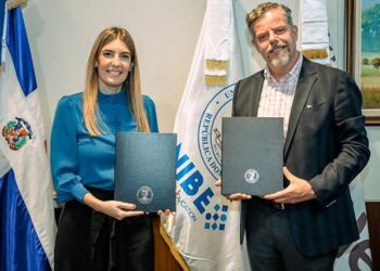 Nestlé Dominicana y Unibe crean acuerdo con el fin de capacitar jóvenes baristas