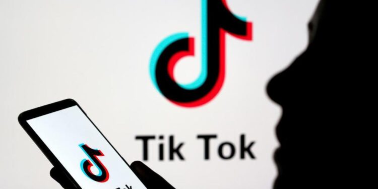 TikTok no sólo apostará por Lives, sino por las compras en directo