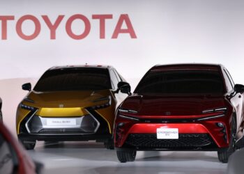 Toyota ofrece recomprar vehículos a los que se les pueden caer las llantas