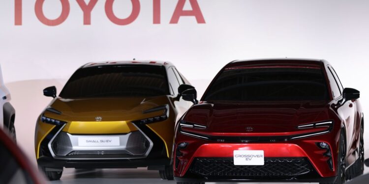 Toyota ofrece recomprar vehículos a los que se les pueden caer las llantas