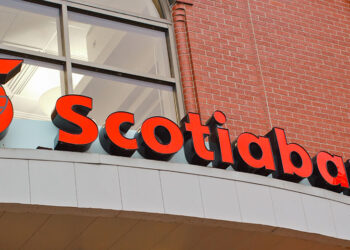 Scotiabank incumple estimaciones por baja de ingresos en mercados de capitales