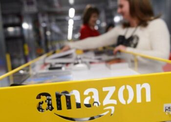Amazon anuncia aumento de salarios y mejora de condiciones de trabajadores