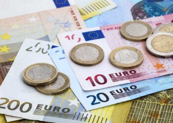 El euro continúa perdiendo valor frente al peso en lo que va de año