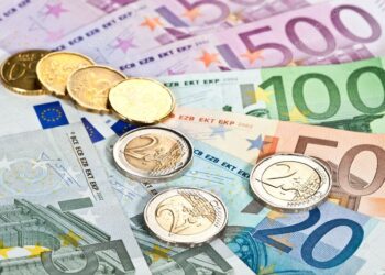 El euro recupera la paridad tras la postura agresiva del Banco Central Europeo