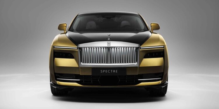 Rolls-Royce revela el Spectre, el primer auto totalmente eléctrico de gama celestial