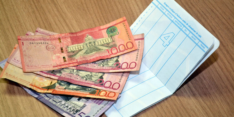 El ahorro en las entidades financieras registró un crecimiento interanual de 13.2% en junio de 2022