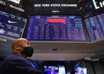 Wall Street cierra al alza con atención a las elecciones en EU