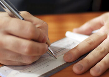 El uso de cheques disminuye a 3 % en República Dominicana