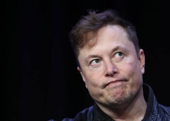 La fortuna de Elon Musk cayó 100,000 mdd este año. Esta es la razón