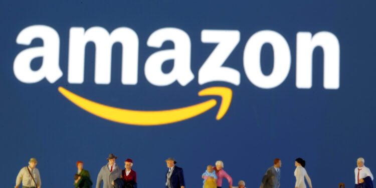 Amazon cae 15% en acciones, pero los grandes bancos siguen optimistas con la empresa