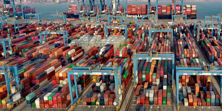 Gobierno chino dice comercio con Latinoamérica supera a anterior a pandemia