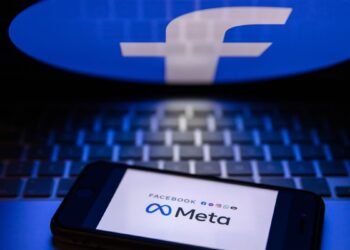 Meta despide empleados por secuestrar perfiles y liberarlos a cambio de pagos