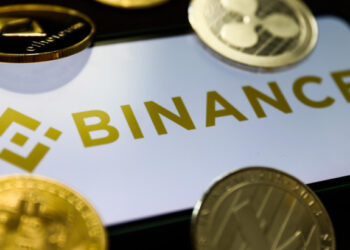 Binance paraliza retiros de la criptomoneda USDC