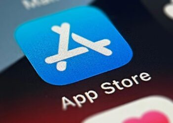 Apple se apresta a permitir tiendas de apps alternativas para iPhones y iPads: informe